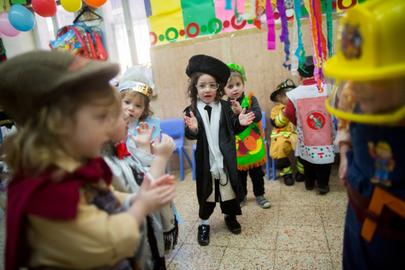 גלריה: ילדי פינסק-קרלין מחופשים