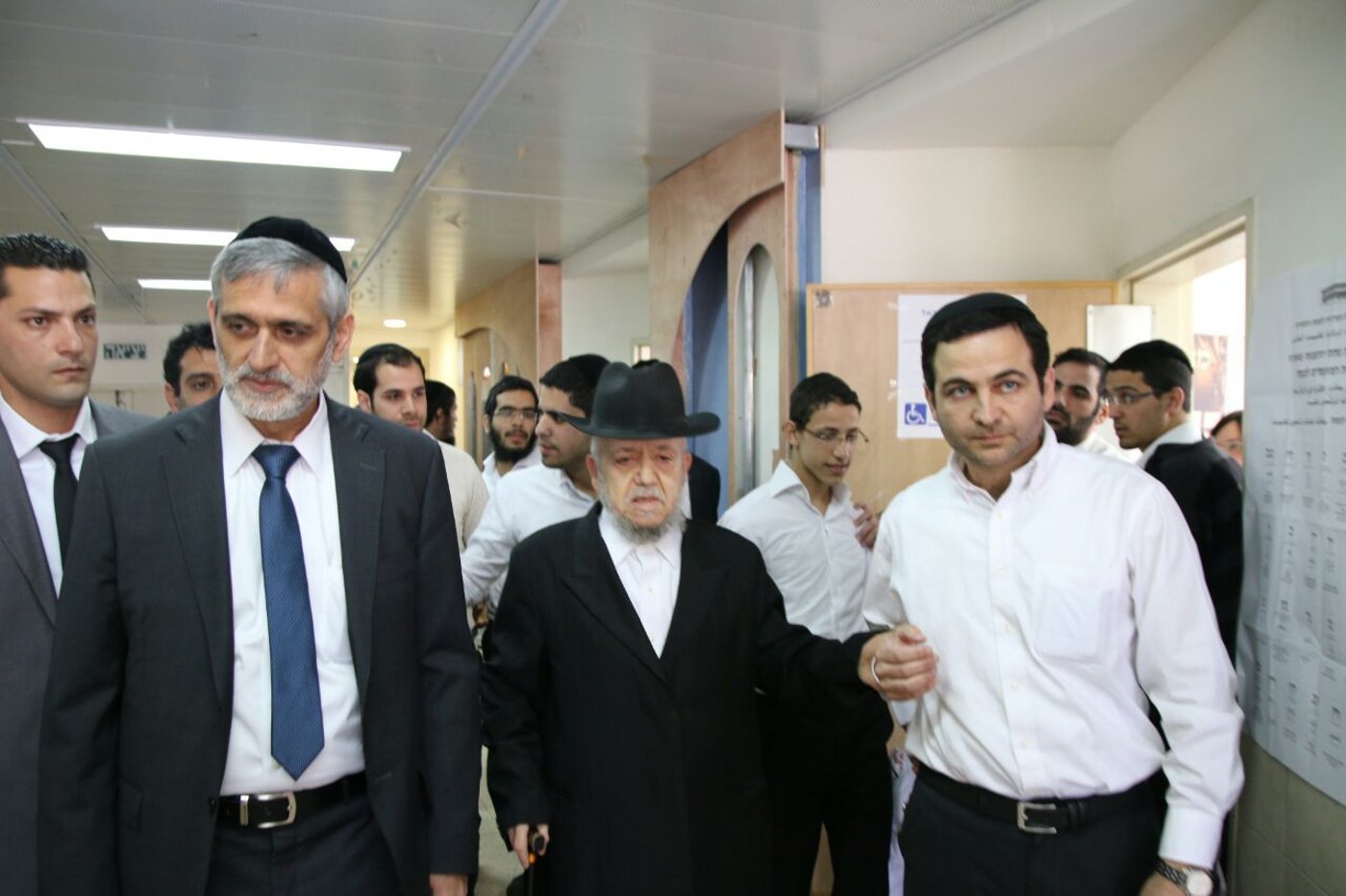 הגאון רבי מאיר מזוז הצביע "קץ": "שמעתי בעצב על הזיופים"