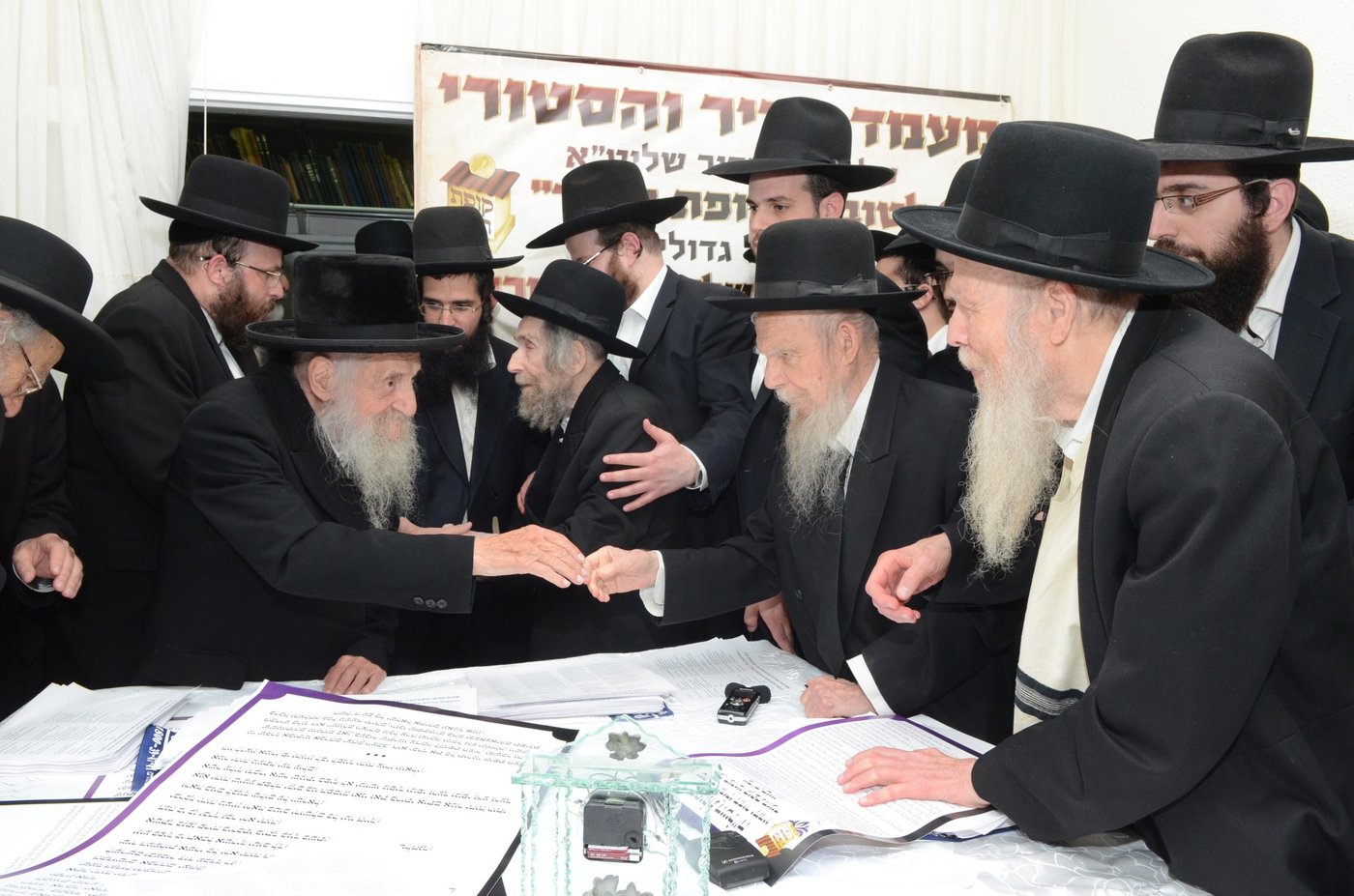 גלריה: מראות מחייו של מרן רבי שמואל הלוי וואזנר זצוק"ל