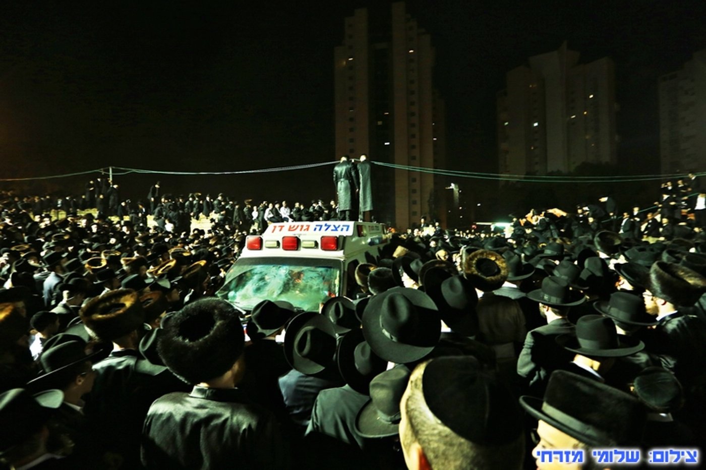 רגעי קבורתו של מרן רבי שמואל הלוי וואזנר זצ"ל