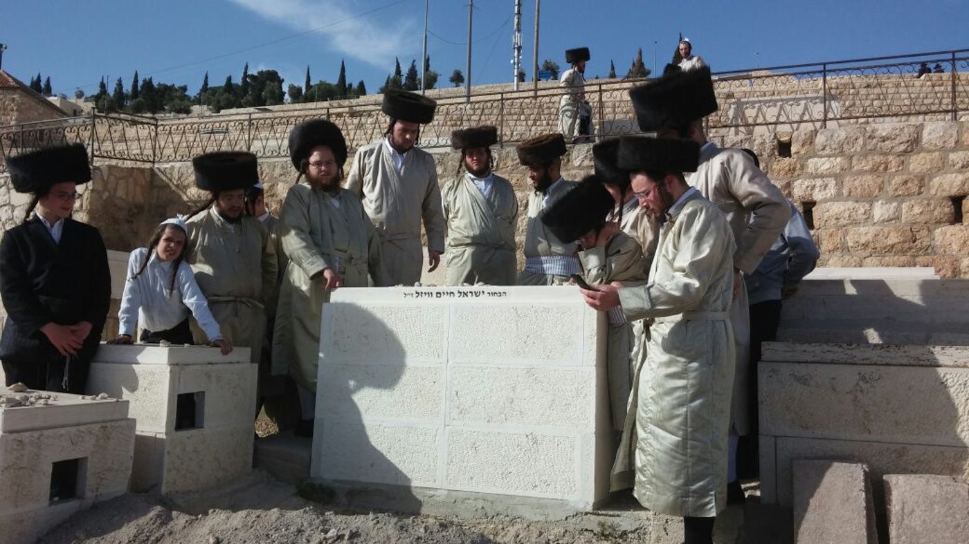 אלפים השתתפו בהלוויתו של החתן יצחק סאמט ז"ל