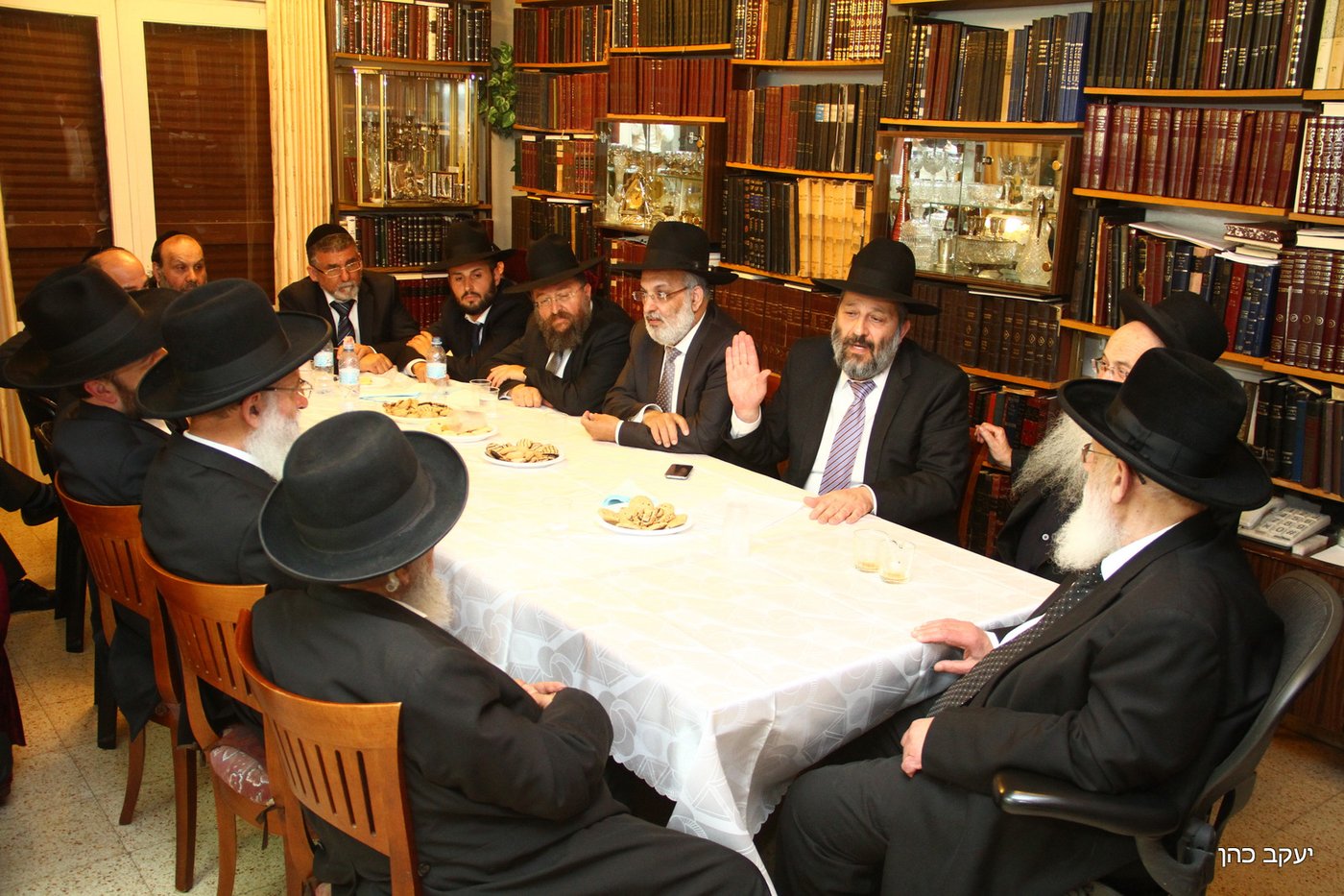 תיעוד: מועצת חכמי התורה אישרה את ההסכם הקואליציוני