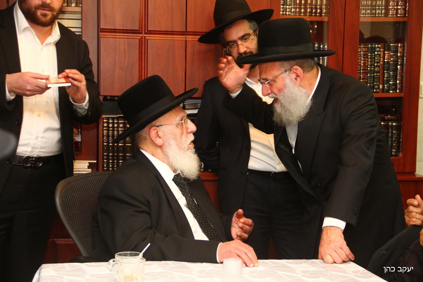 תיעוד: מועצת חכמי התורה אישרה את ההסכם הקואליציוני