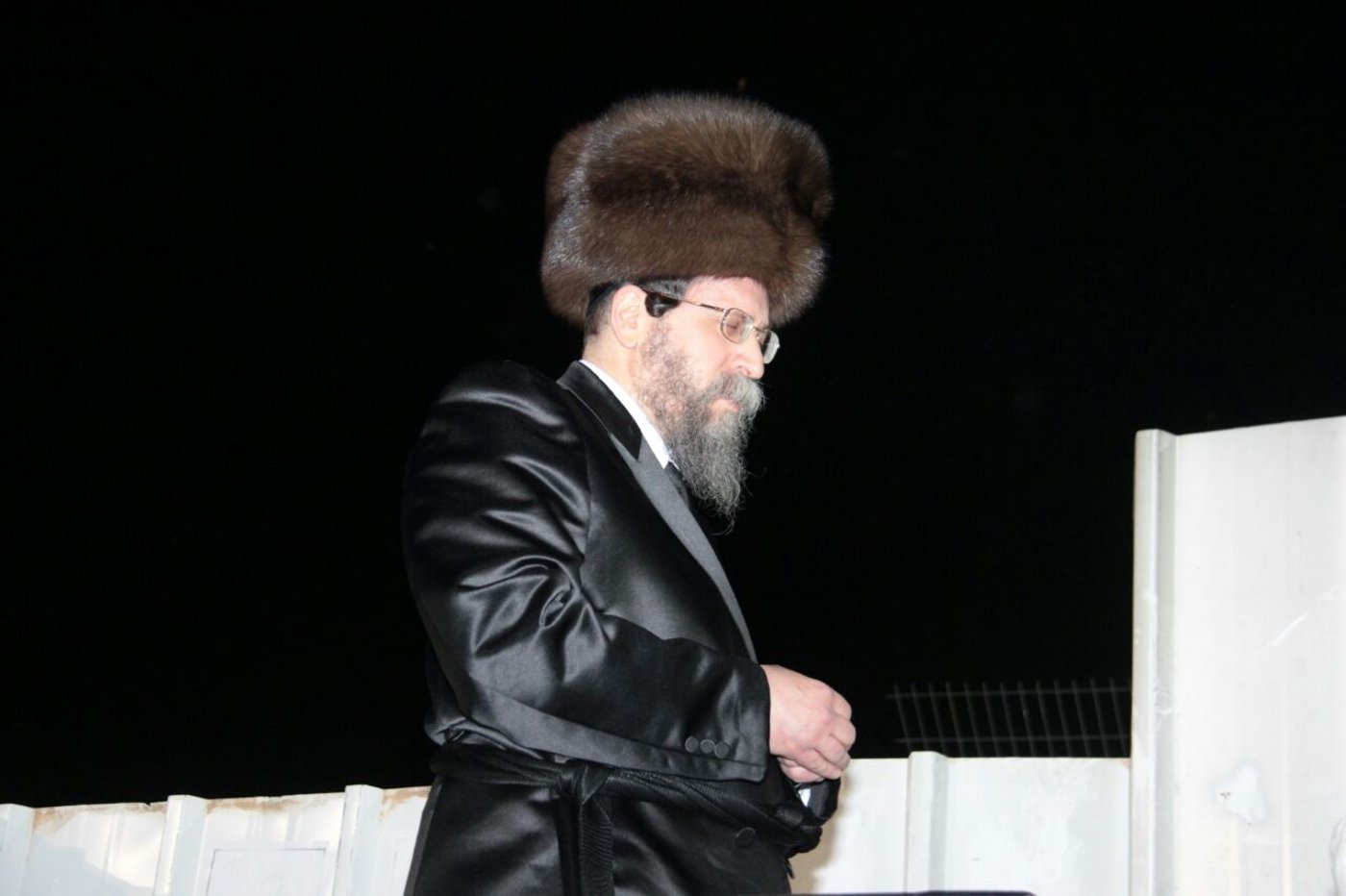 ההדלקה והריקודים: גלריה מהמדורה של חסידות בויאן