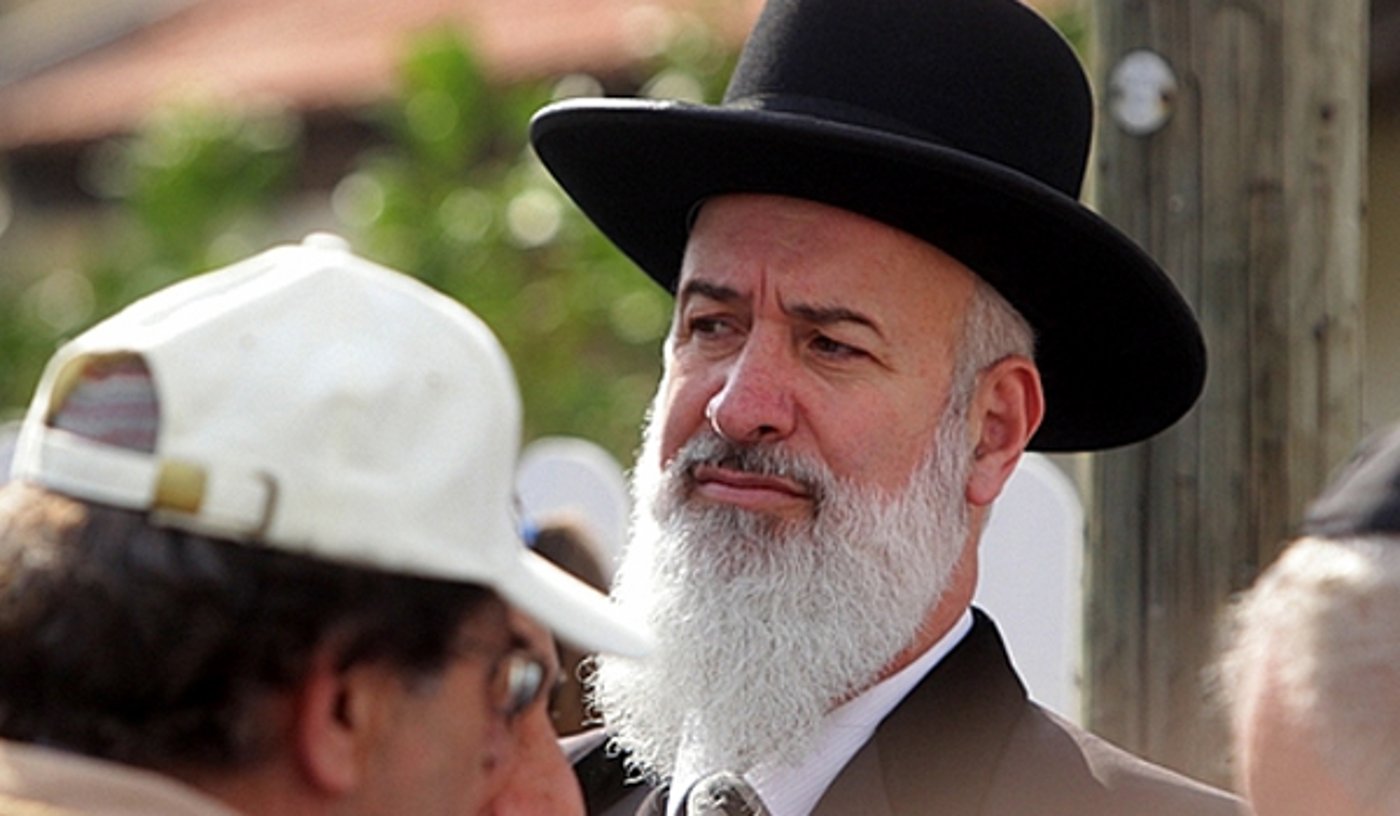 הרב יונה מצגר, ארכיון