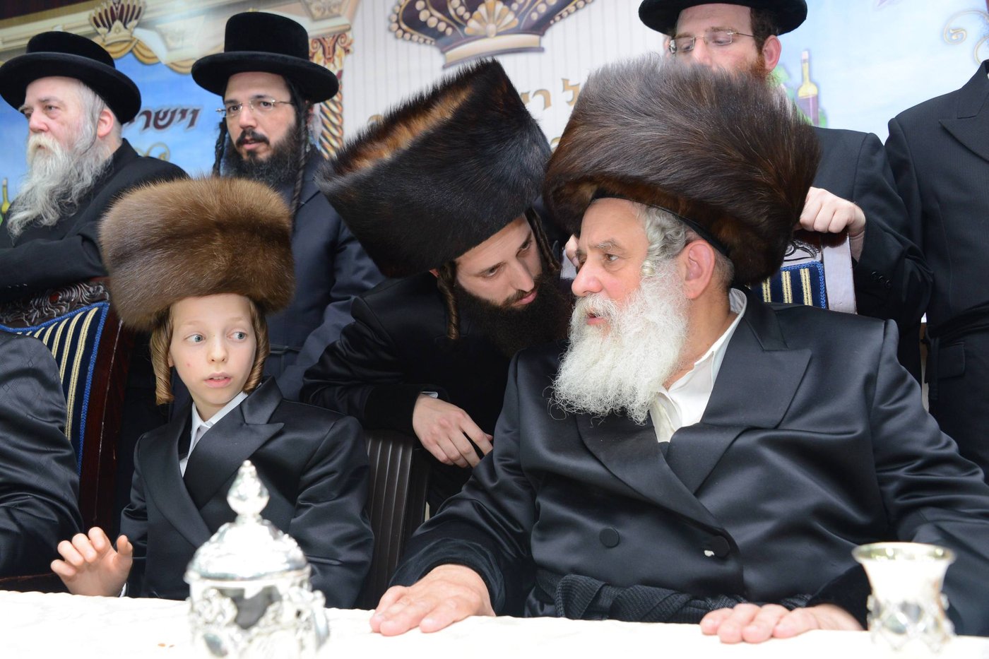 בר מצווה לנין הרבי מסערט ויז'ניץ • גלריה