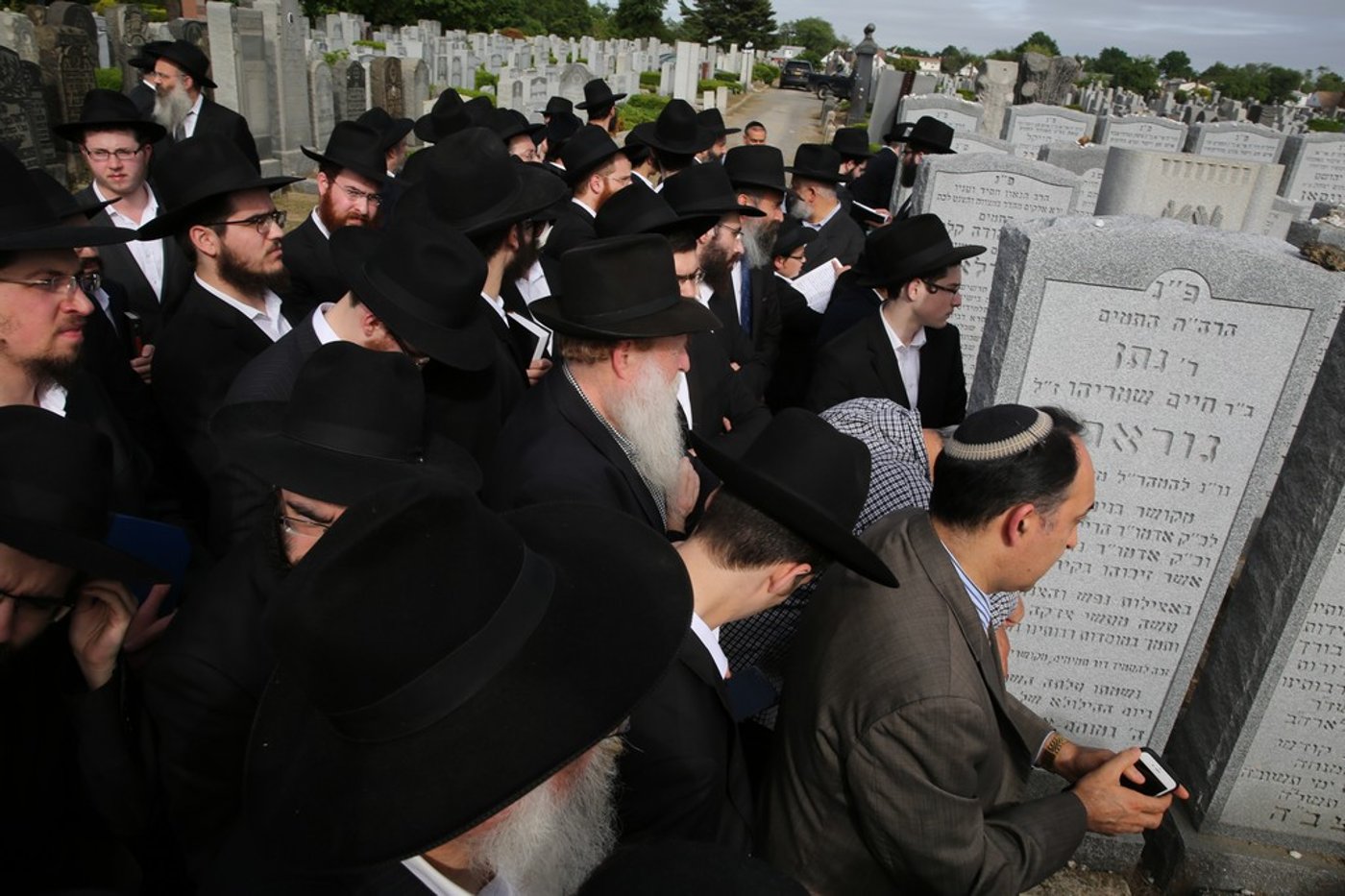 תיעוד: הלווית מזכיר הרבי מליובאוויטש
