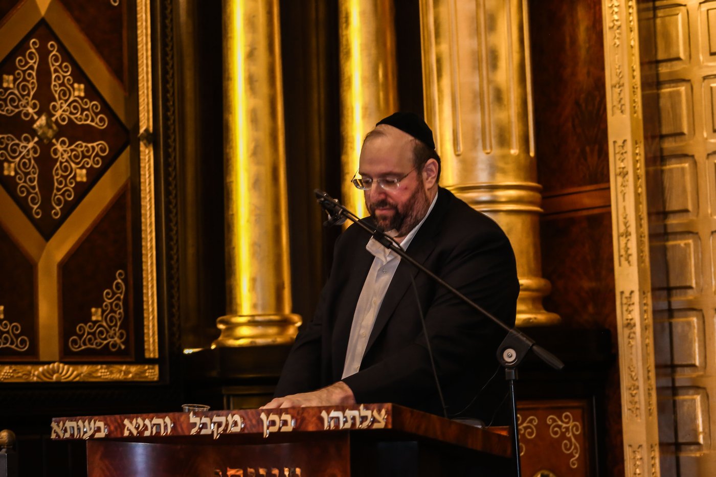 הנגיד רכניץ הגיע לביקור במודיעין עילית ומסר שיעור • תיעוד