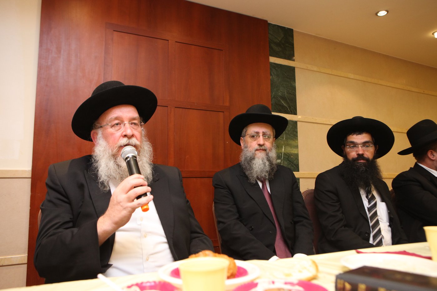 הפצוע חגג את נס הצלתו; "משתדל לא להתפלל פה"