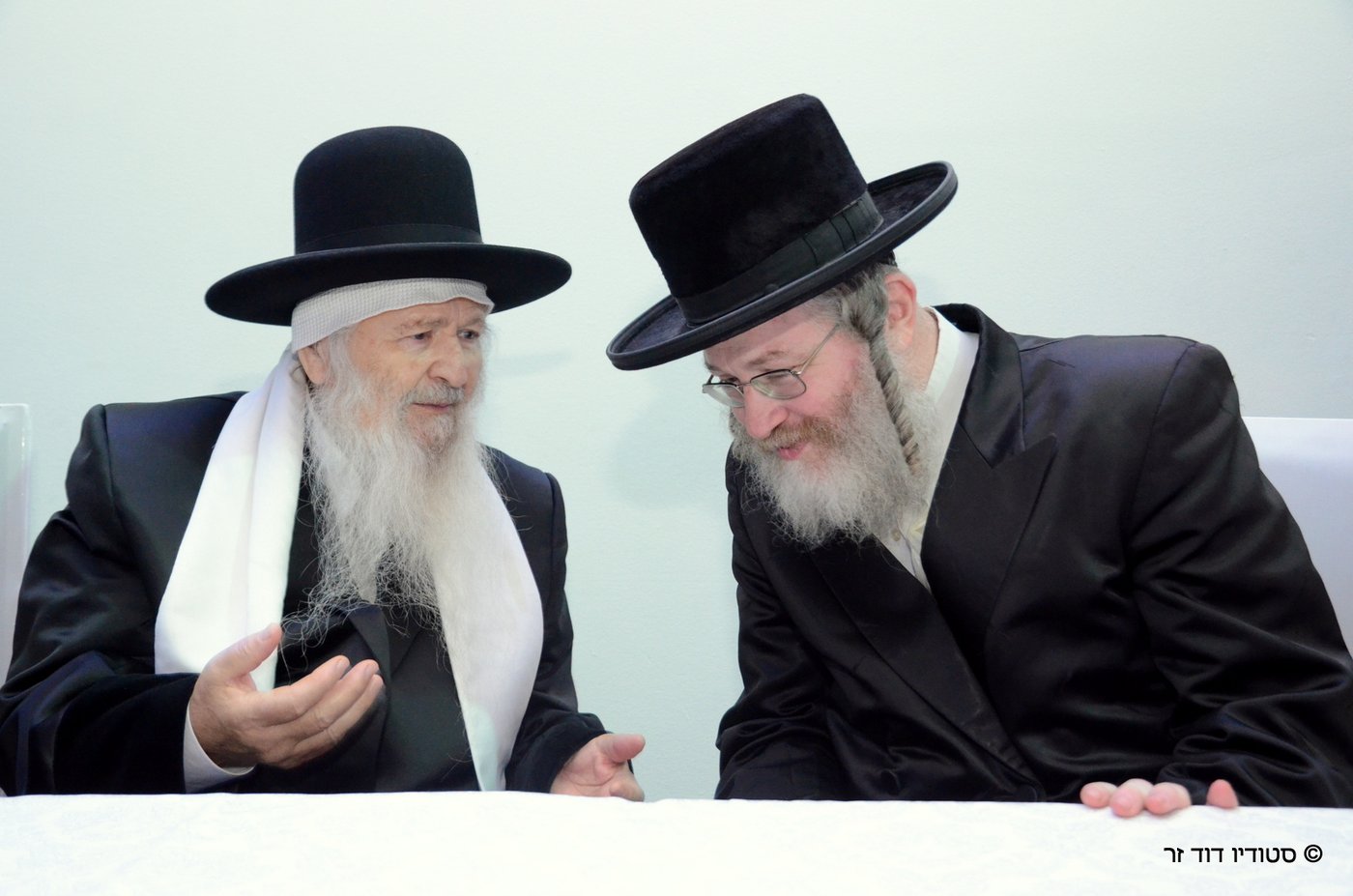 בבא ליאון זצ"ל עם גדולי ישראל • תמונות חייו