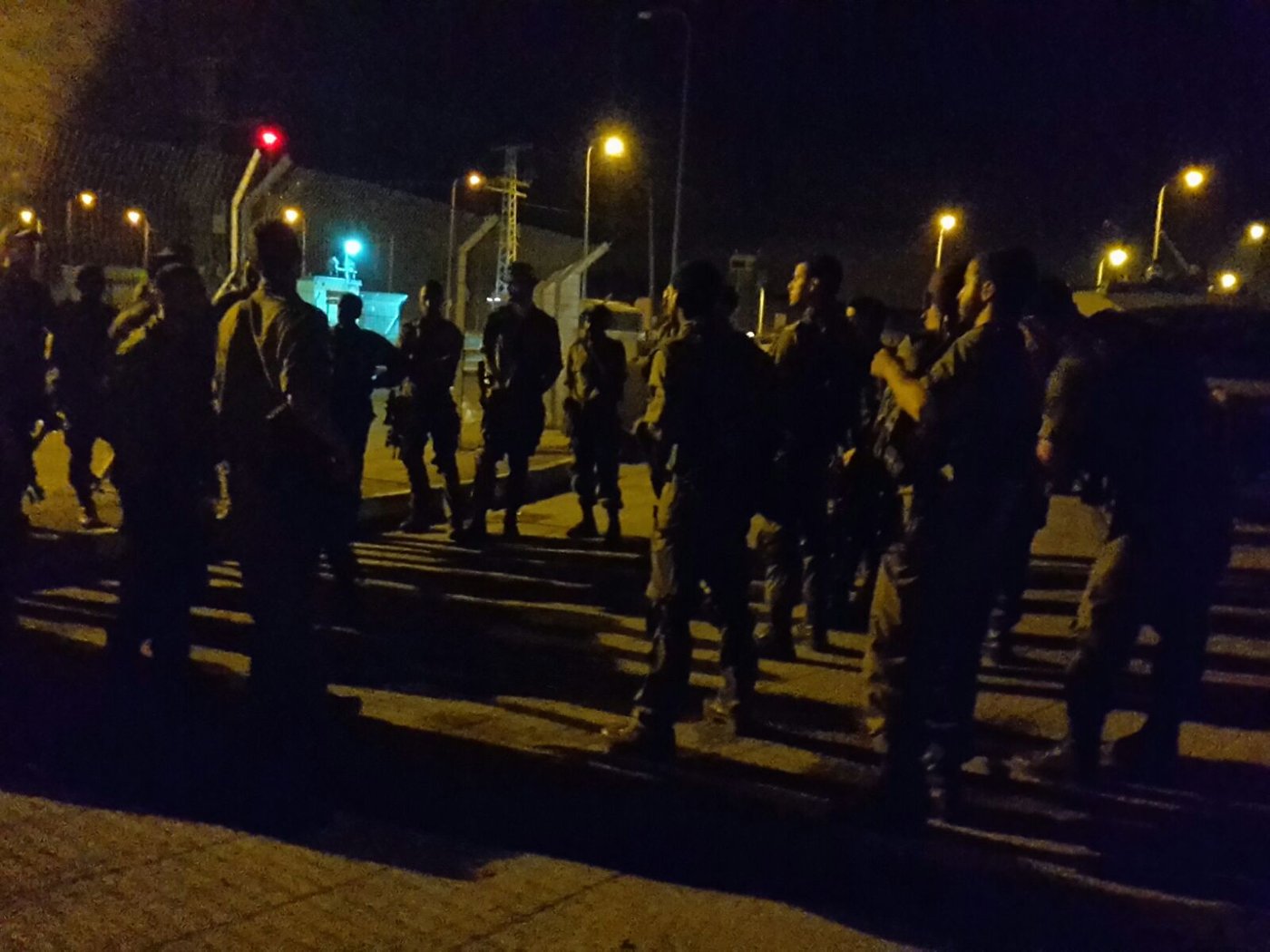 תיעוד: מאות עם הגר"מ גרוס בקבר יוסף
