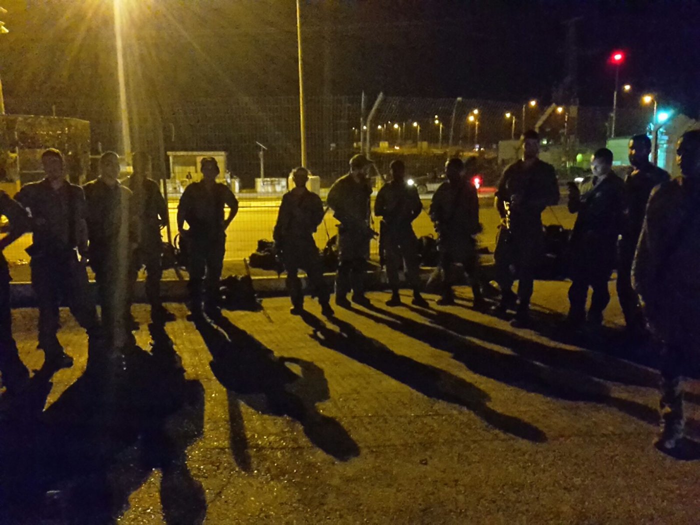 תיעוד: מאות עם הגר"מ גרוס בקבר יוסף
