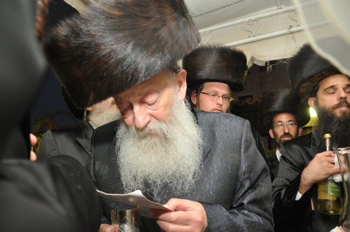 שמחת נישואי נכדת הגר"ח וואזנר עם נכד הרביח מנדבורנה חיפה • גלריה