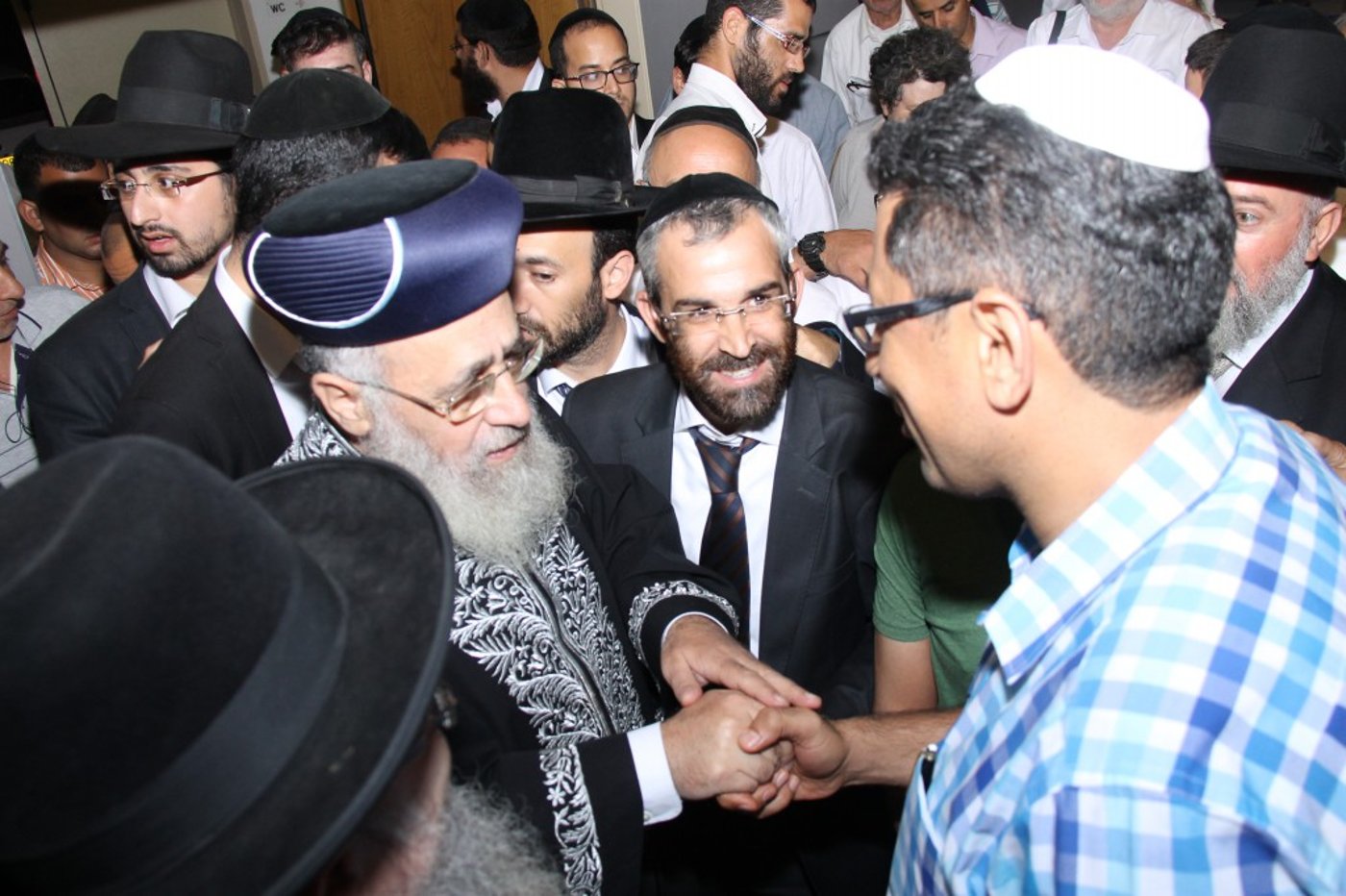הראשל"צ הגר"י יוסף בעצרת סליחות בצפת עם התזמורת האנדלוסית • תיעוד