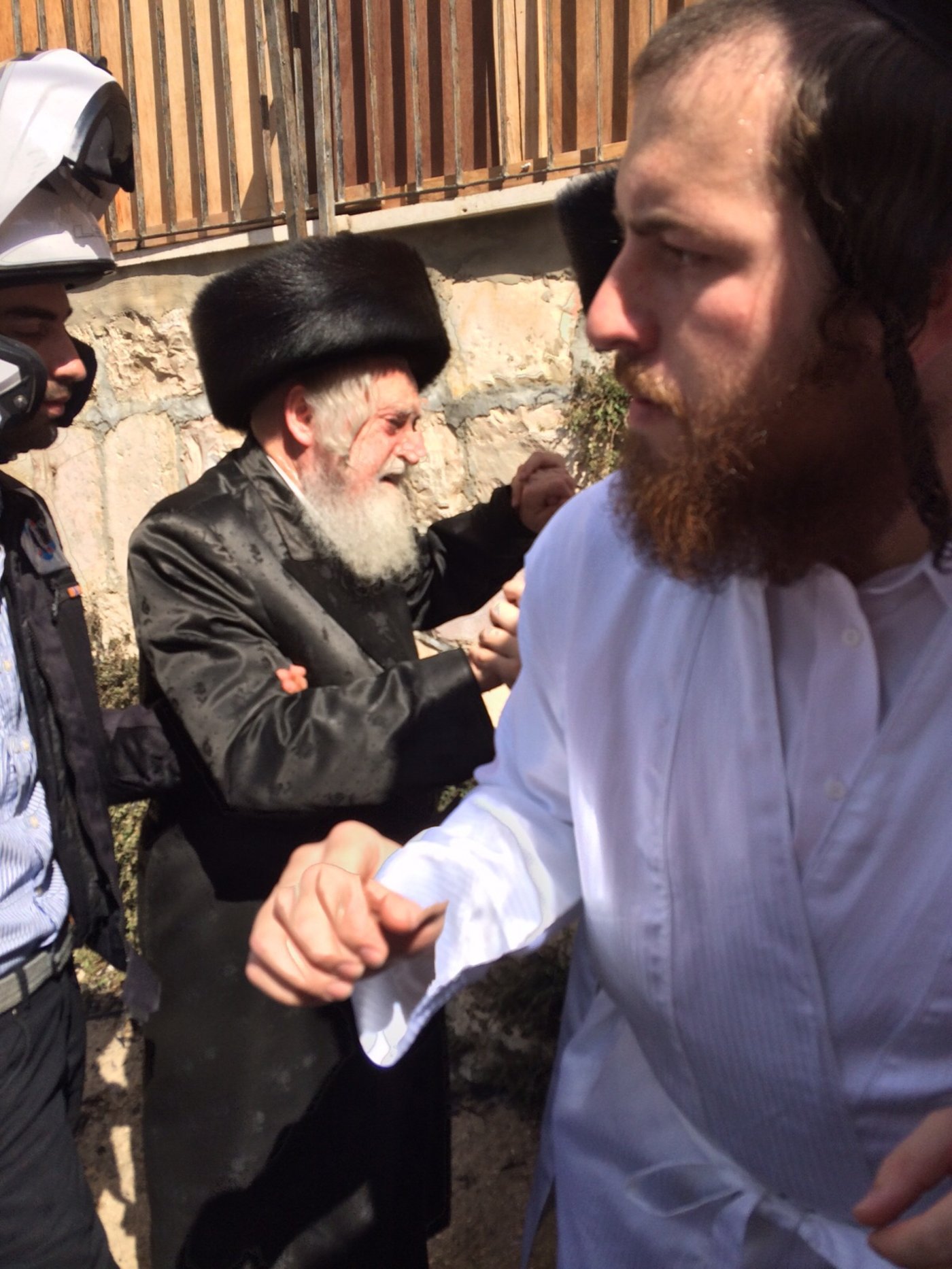 שריפה פרצה בבניין בית כנסת, לא היו נפגעים