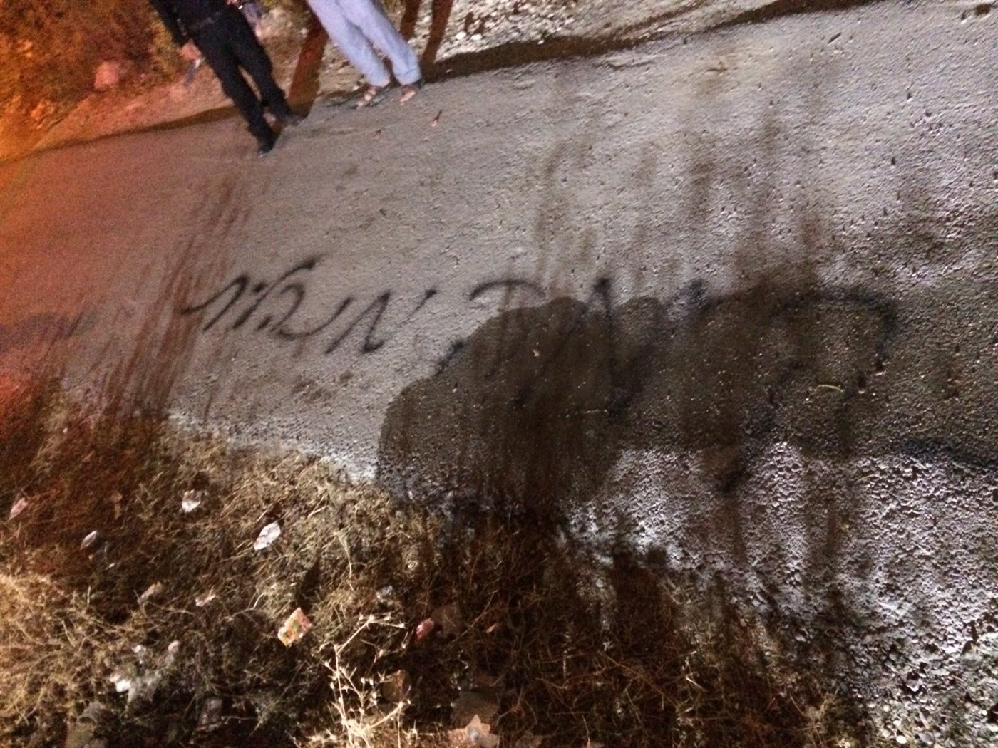 "מוות לערבים" ו"נקמה מנהלית": רכב הוצת במזרח ירושלים