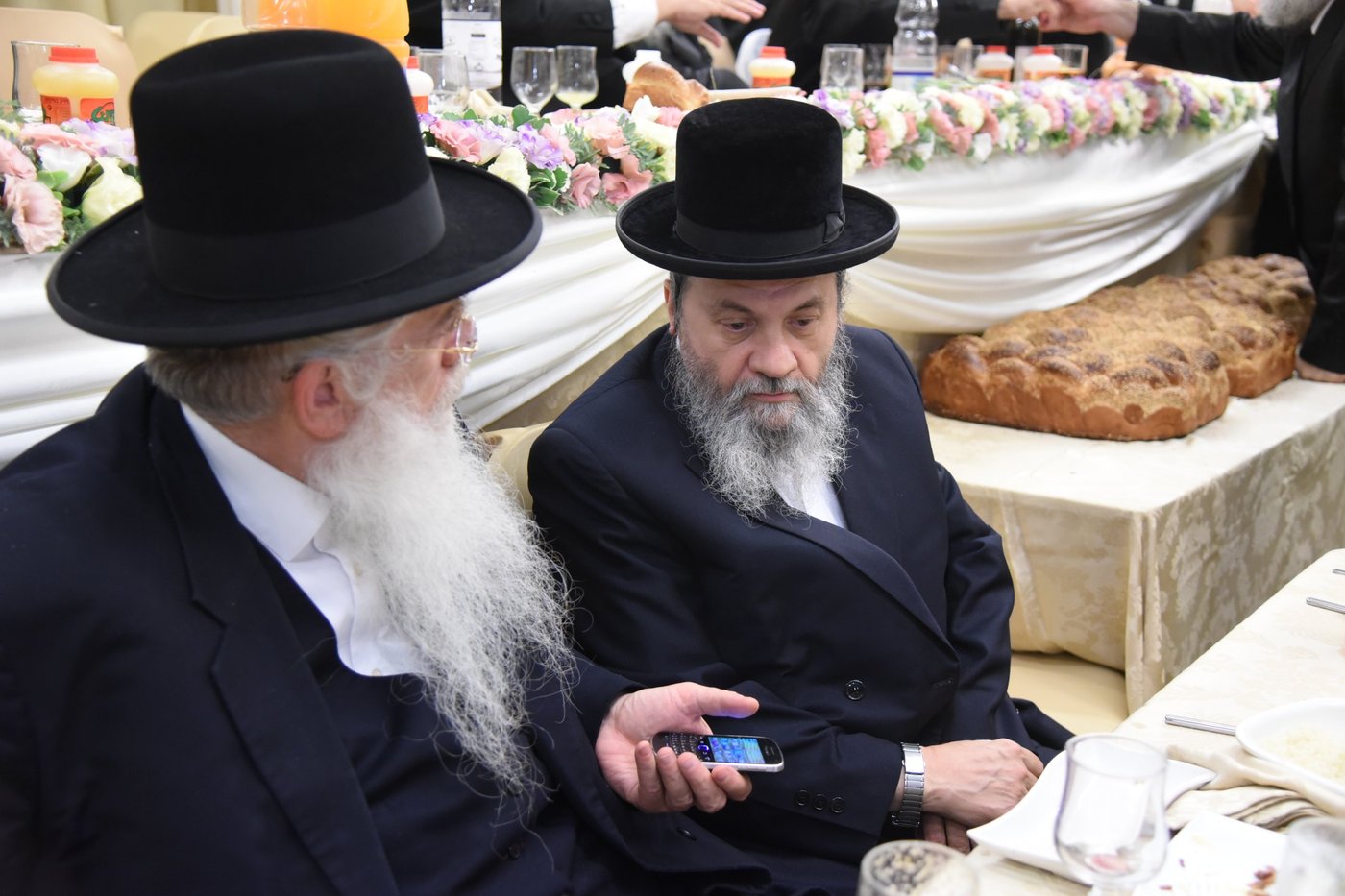 גלריה: חתונת בתו של הרב מרדכי בריסק