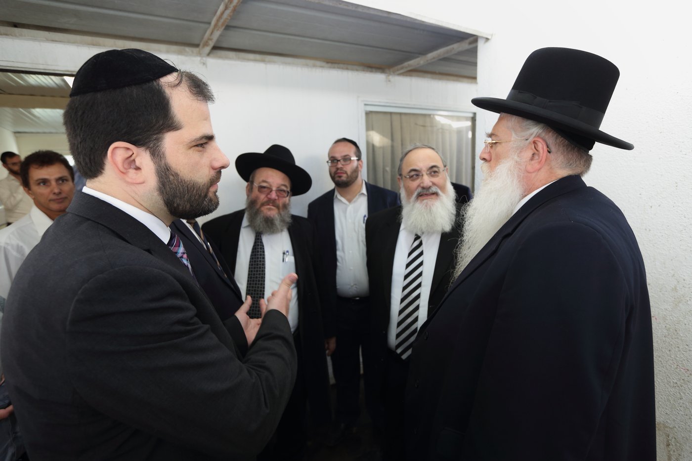 סגן השר מאיר פרוש ביקר בת"ת "דרך ישרים" ונדהם מהמצוקה