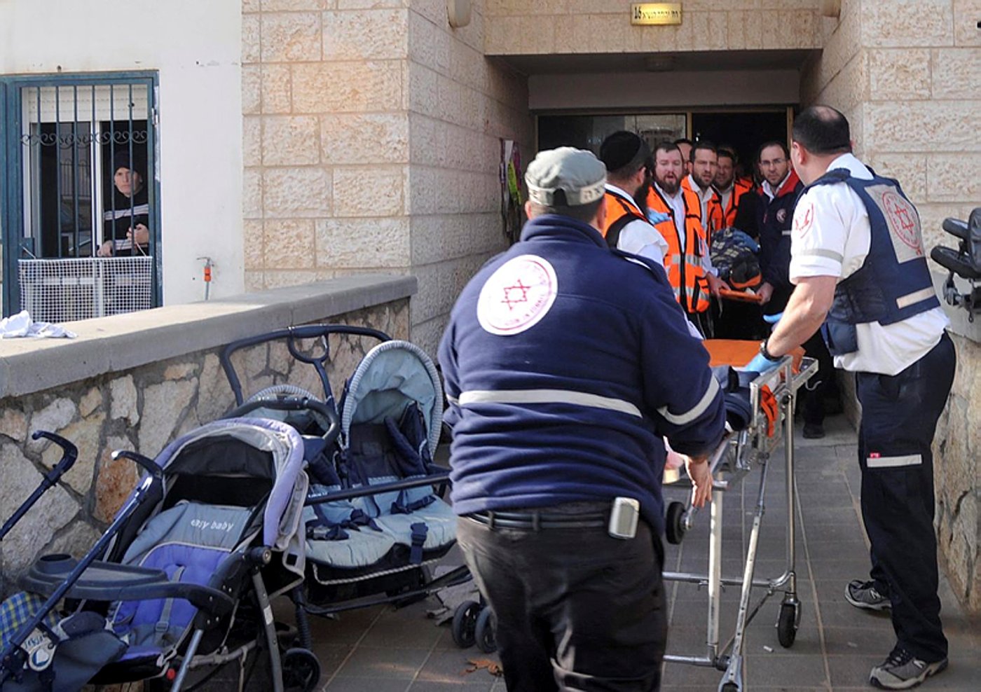 הפינוי מזירת הפיגוע, לפני שבע שנים
