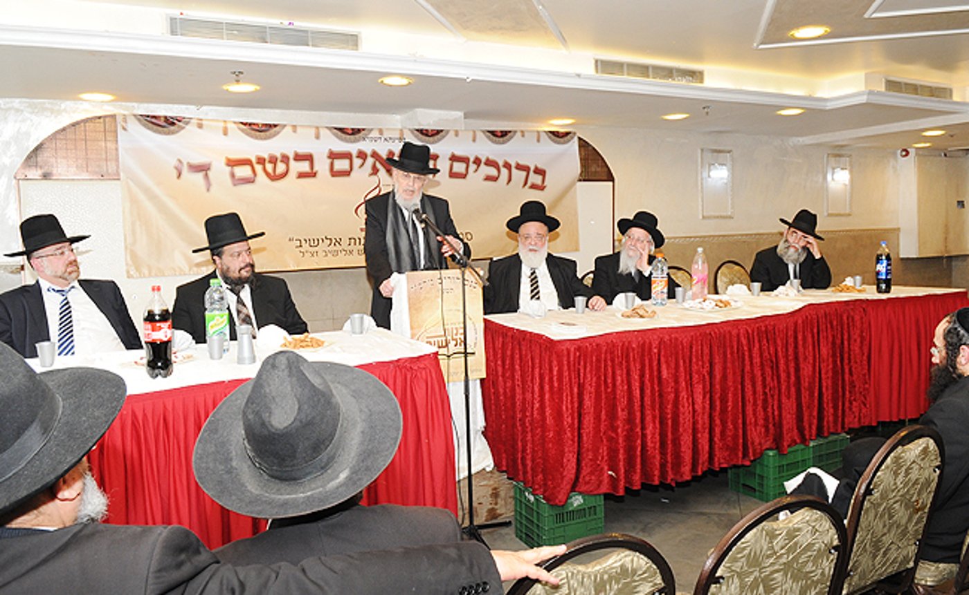 סערה בסמינרים החרדים בירושלים, הרבנים הגיעו לחזק