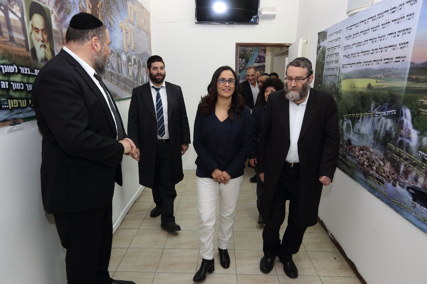 גפני חושף: כך מתקבלות ההכרעות אצל מרן הרב שטיינמן