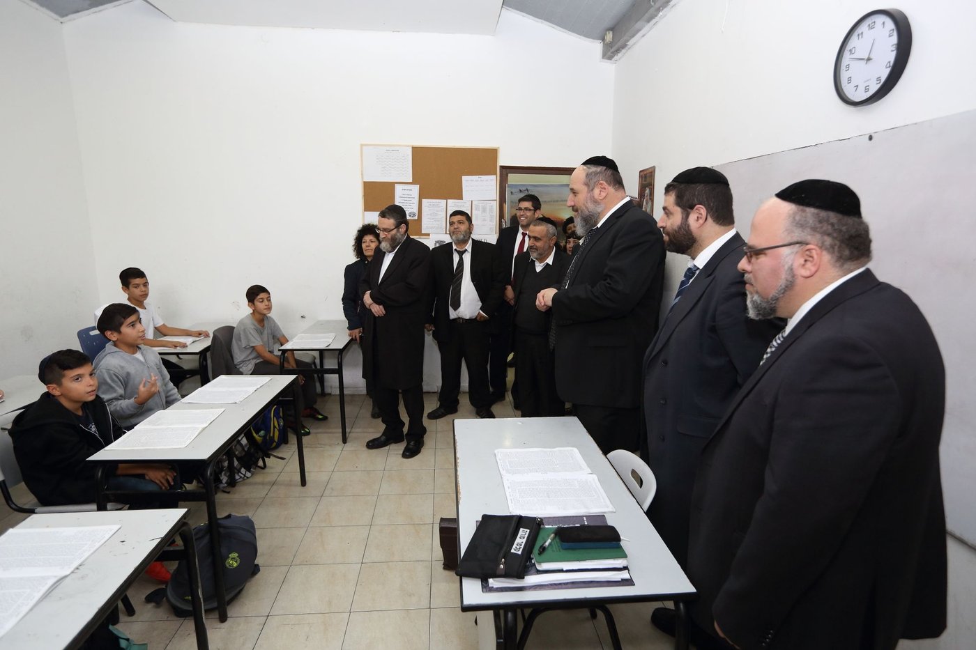 גפני חושף: כך מתקבלות ההכרעות אצל מרן הרב שטיינמן