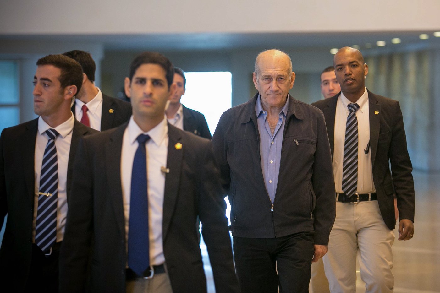 צפו: ההכרעה בפרשת הולילנד בתמונות