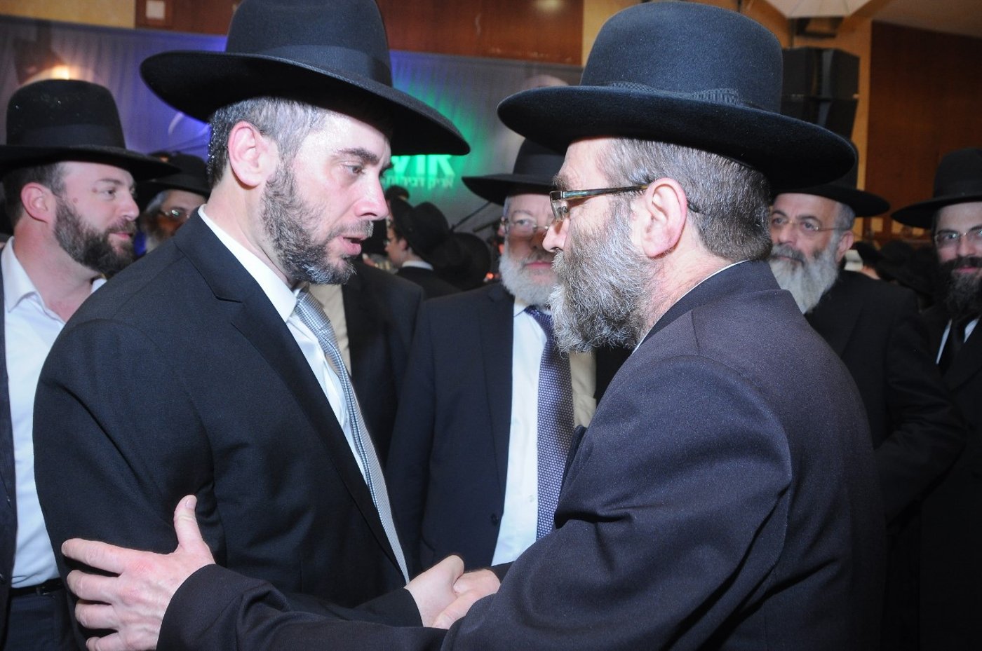כל המי ומי בחתונת בתו של ישראל קלרמן. צפו