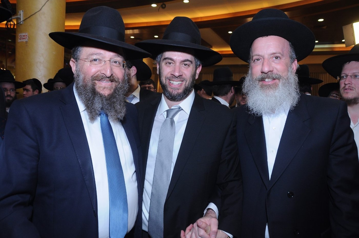 כל המי ומי בחתונת בתו של ישראל קלרמן. צפו