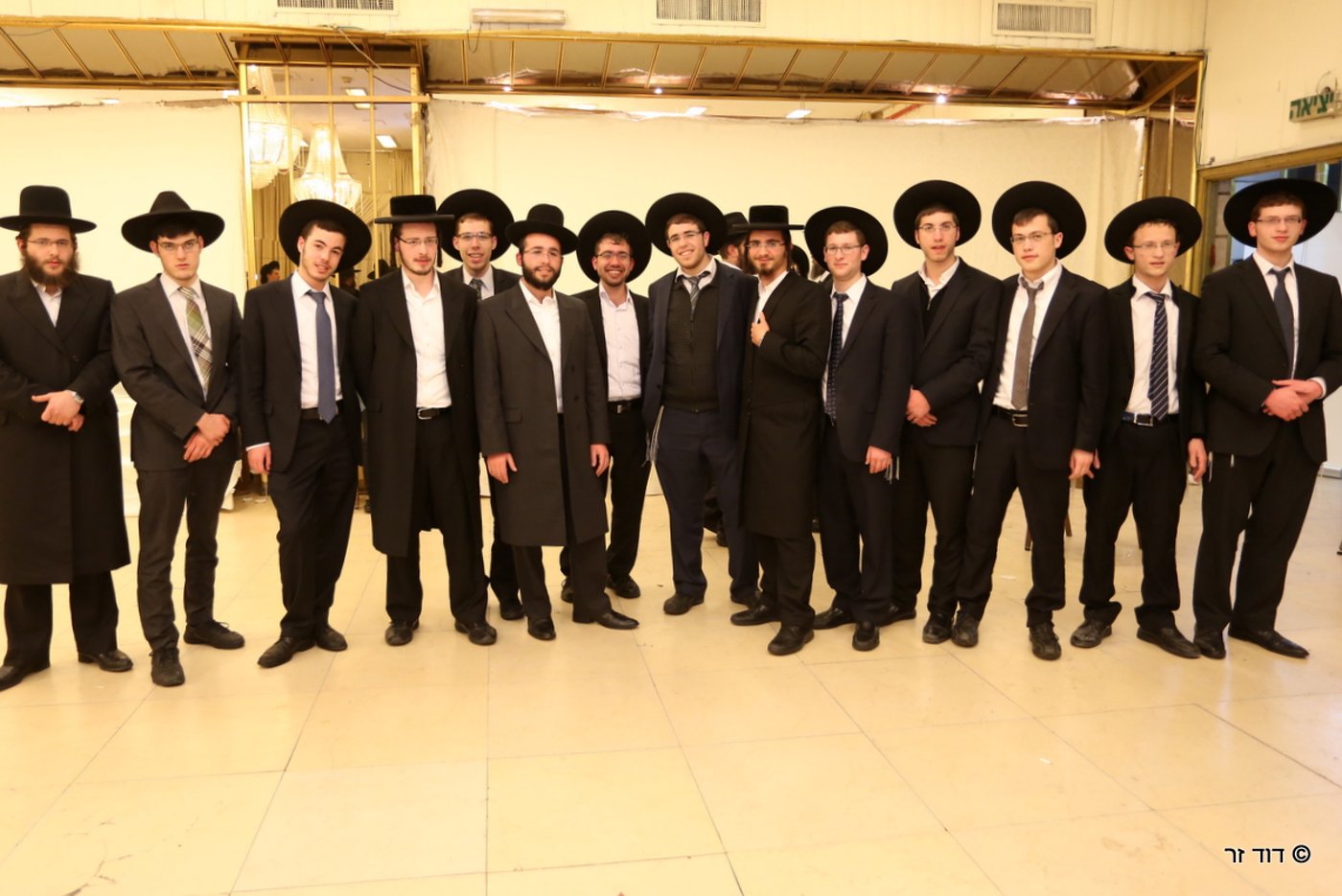 צפו: שמחת האירוסין של נכד מרן הגר״ח קנייבסקי