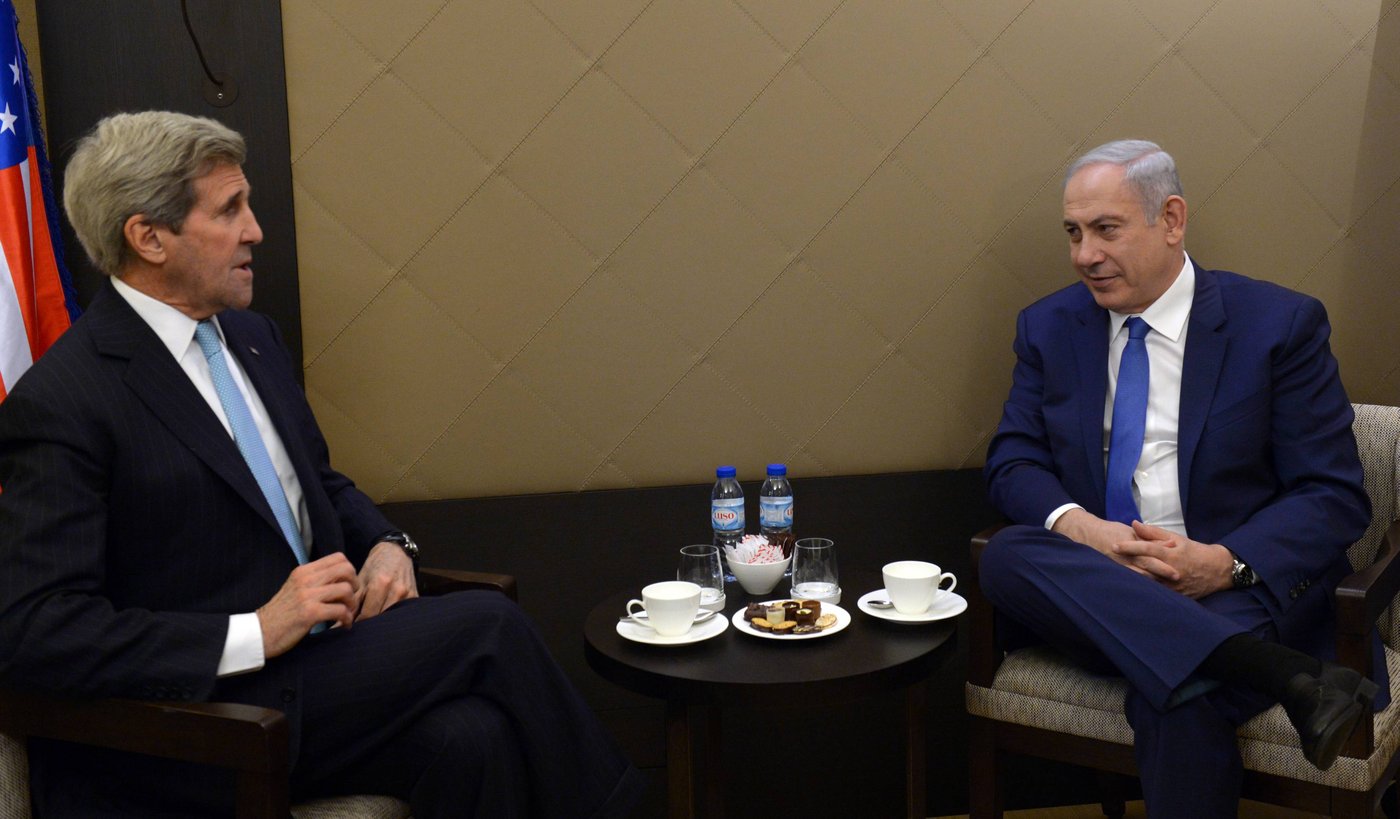 נתניהו נועד בדאבוס עם ג'ו ביידן וג'ון קרי