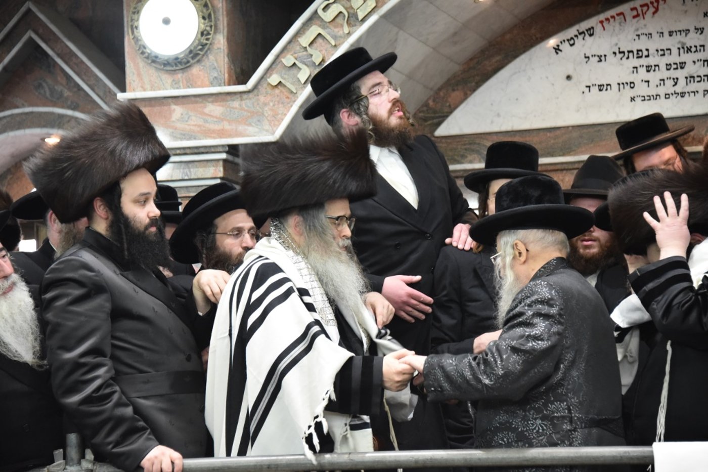 ברית, ריקודים וסעודה: צפו במסע של סאטמר