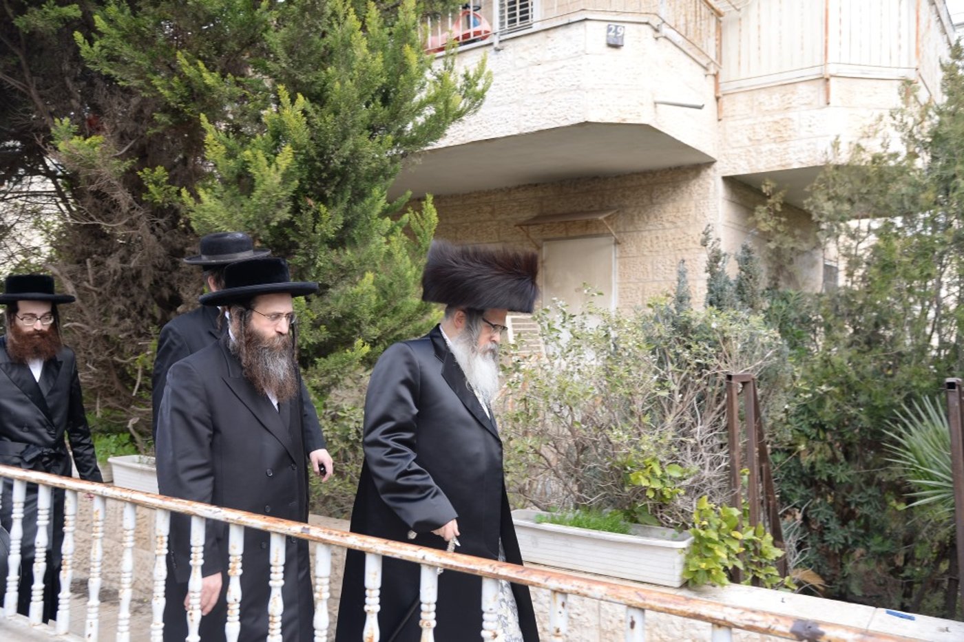 ברית, ריקודים וסעודה: צפו במסע של סאטמר