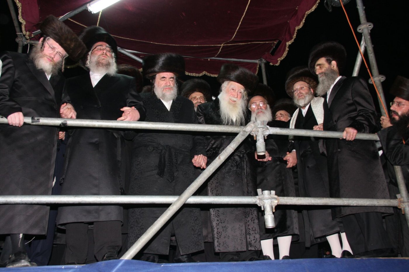 הרבי מערלוי זצוק"ל • פרקי ומראות חייו