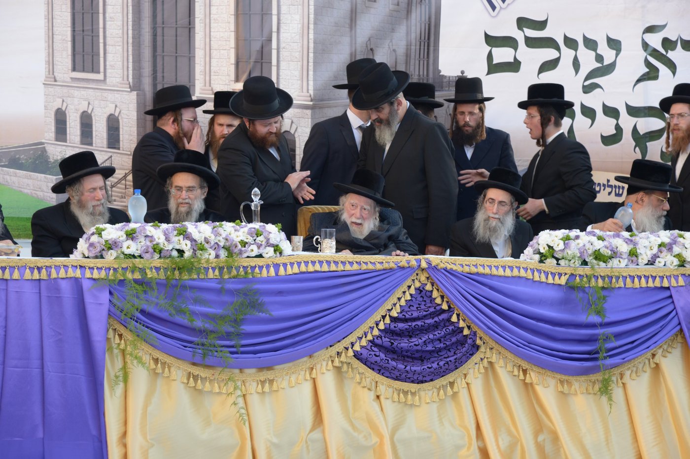 גלריה שניה: מראות חייו של הרבי מערלוי זצ"ל