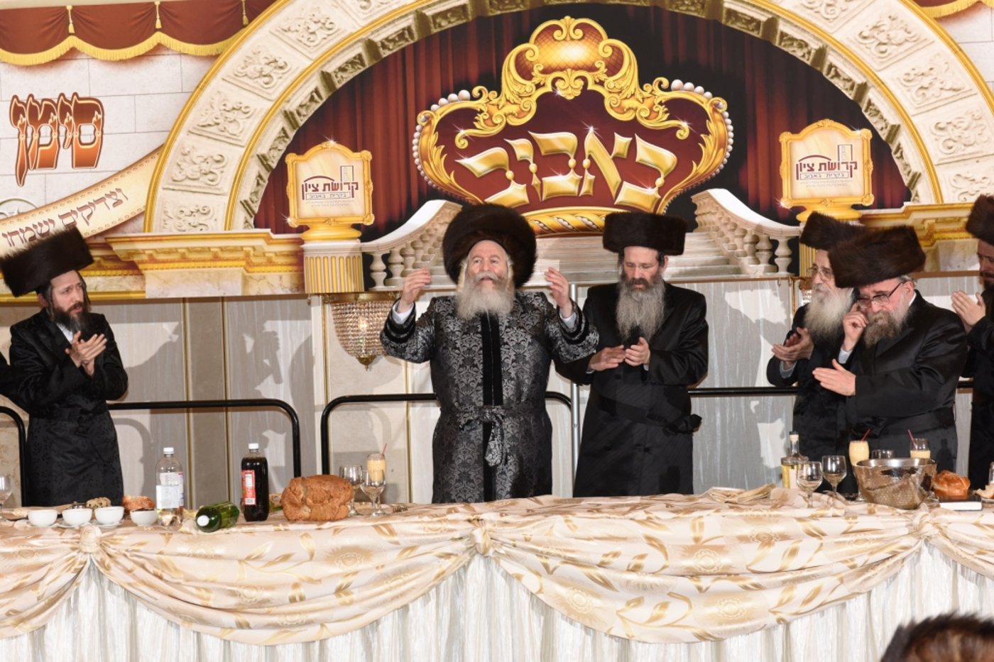באבוב: שבע ברכות לתלמידי הישיבה. גלריה