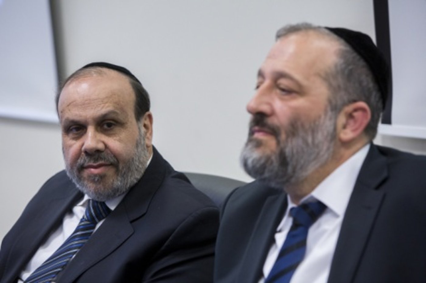 אזולאי לצד דרעי