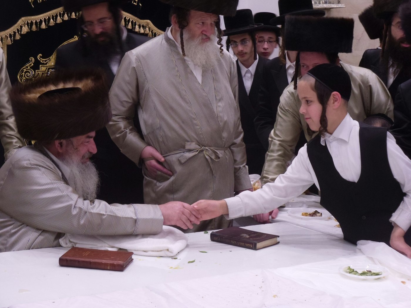 האדמו"ר מלעלוב שבת בביתר עילית • גלריה