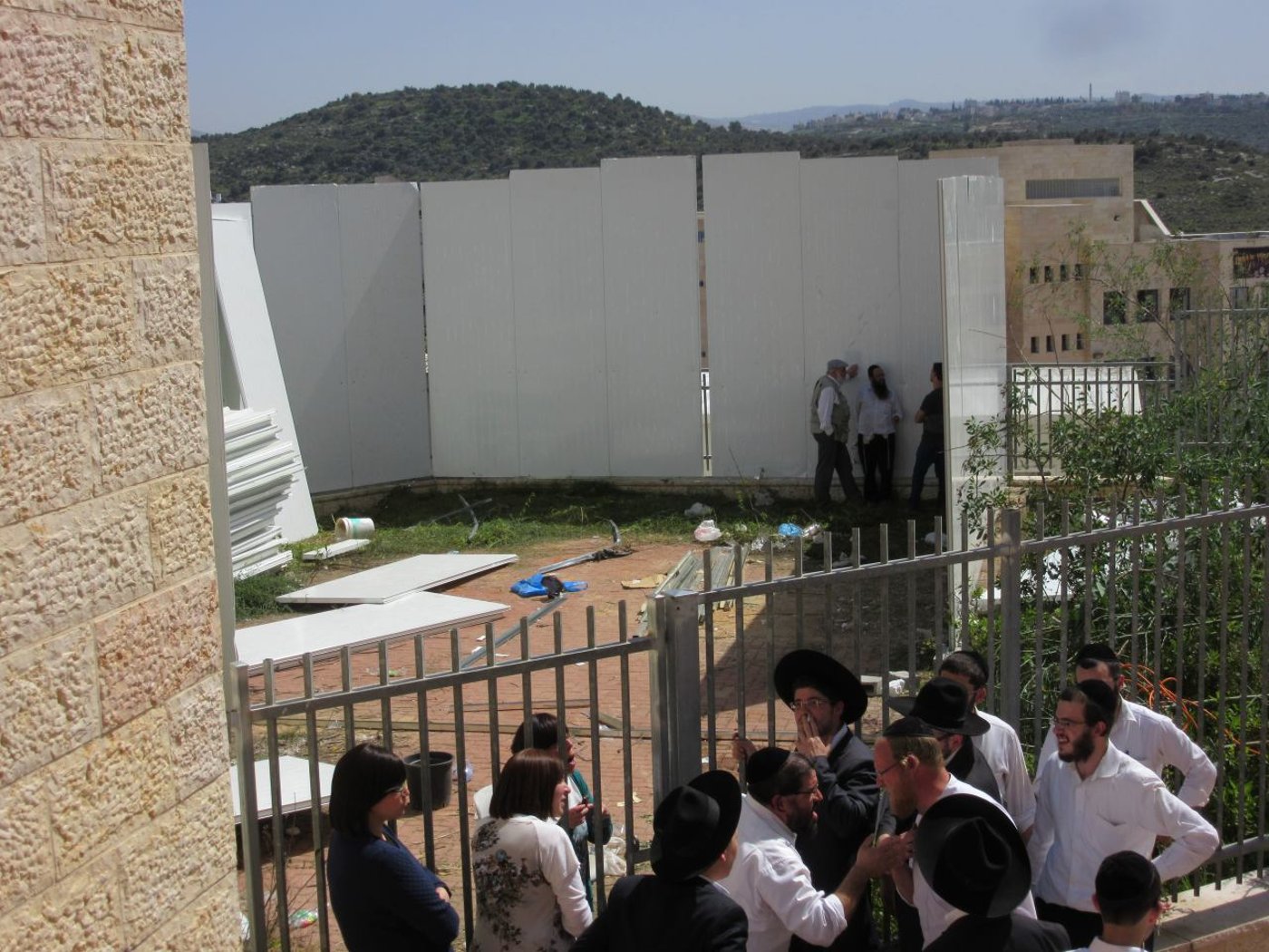 אנשי 'הפלג הירושלמי' רוצים בית כנסת ליד בית ספר לבנות