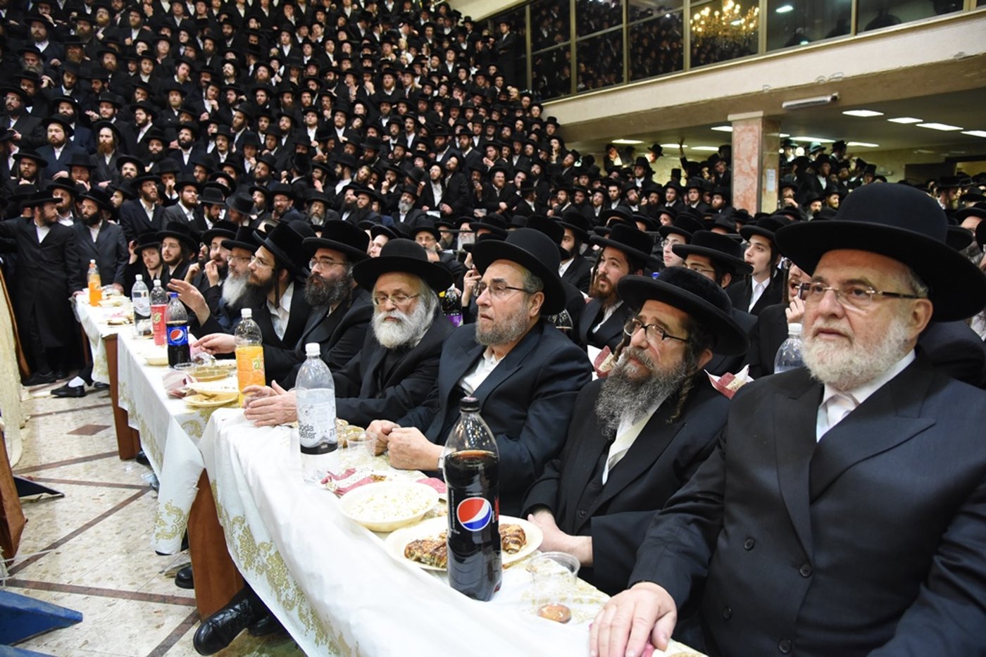 צפו בגלריה: שמחת בר המצווה לנכד האדמו"רים