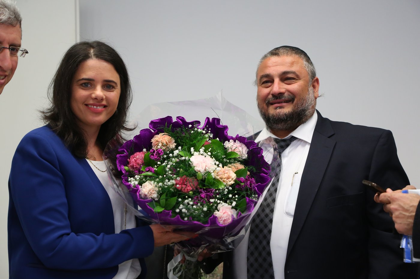 על כס השופט: ראש עיריית בית שמש משה אבוטבול • צפו