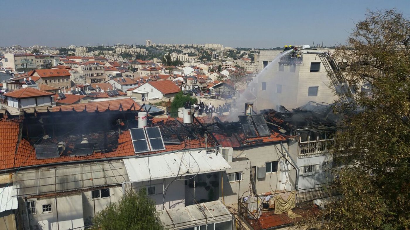 צפו בווידאו: לוחמי האש נלחמים בלהבות