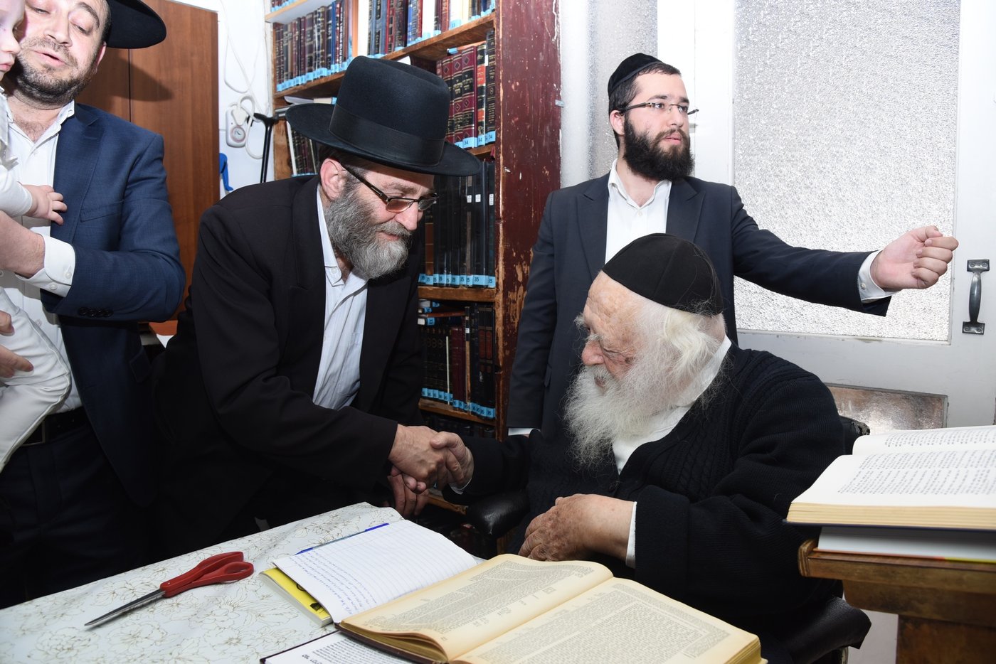 גפני אצל הגר"ח, בבוקר