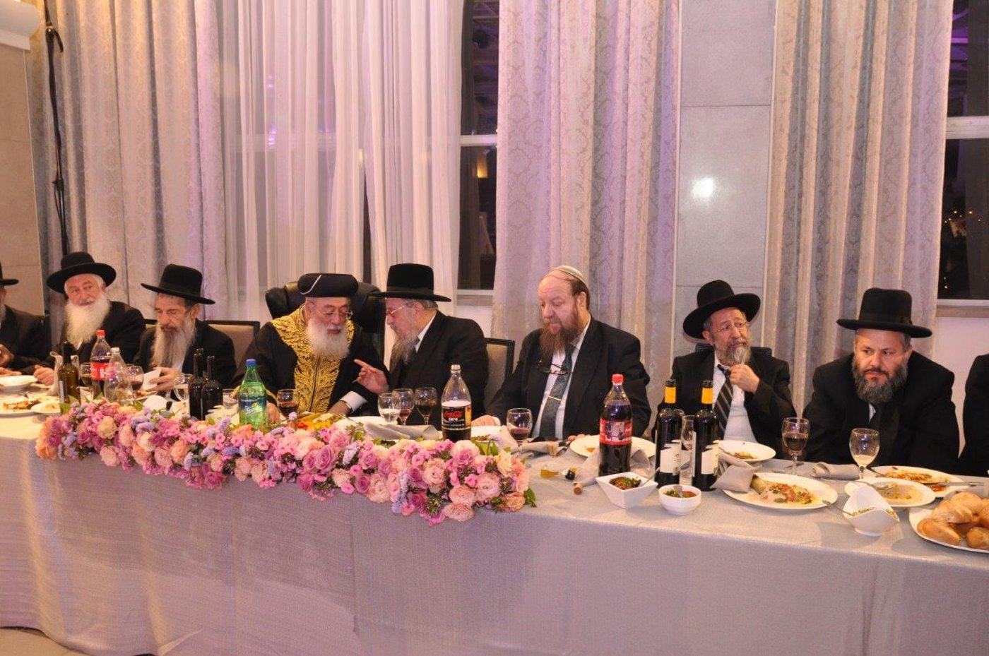 שמחת חתונת נכדת הראשל"צ ורבה של ירושלים הגר"ש עמאר
