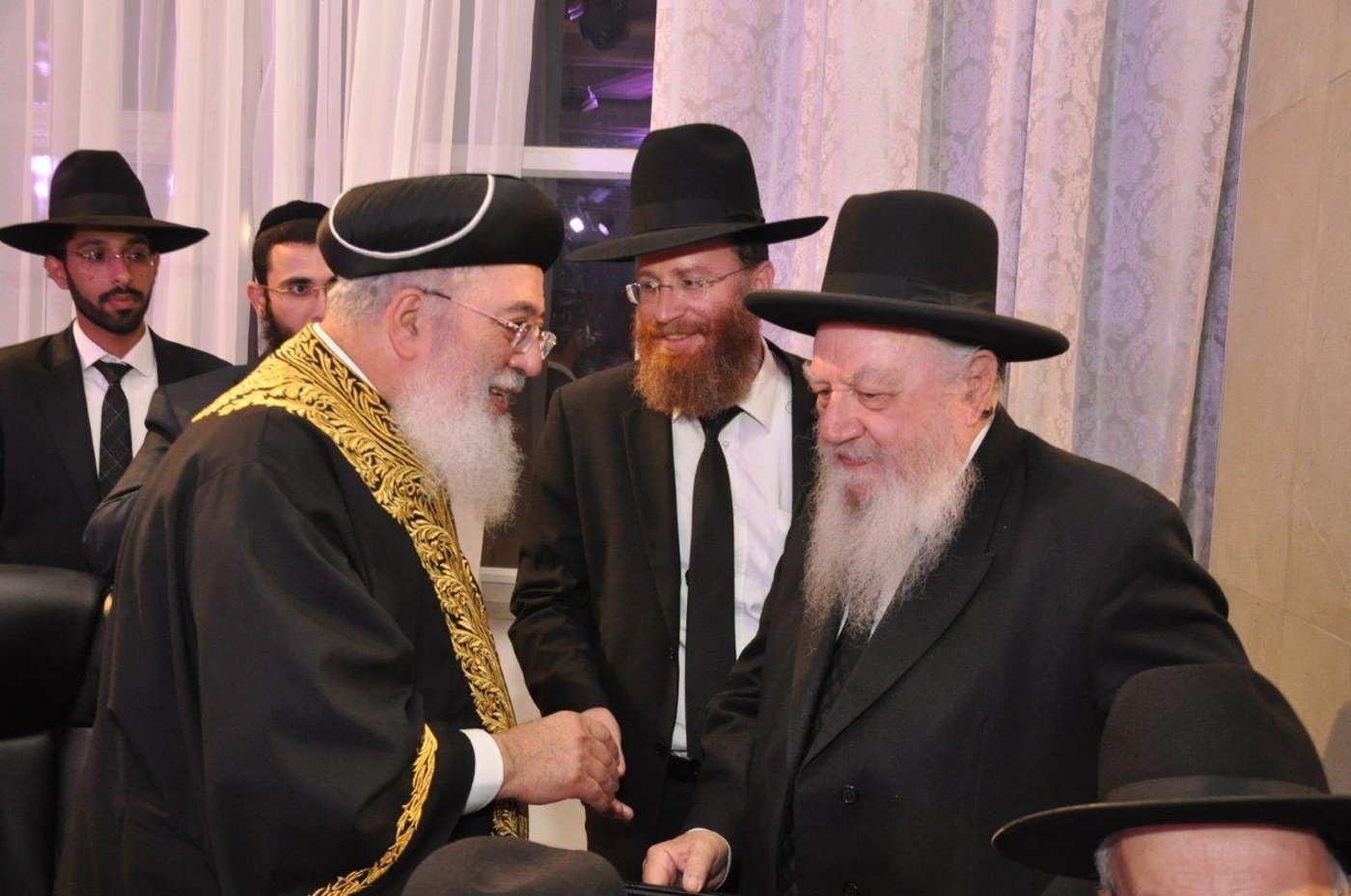 שמחת חתונת נכדת הראשל"צ ורבה של ירושלים הגר"ש עמאר