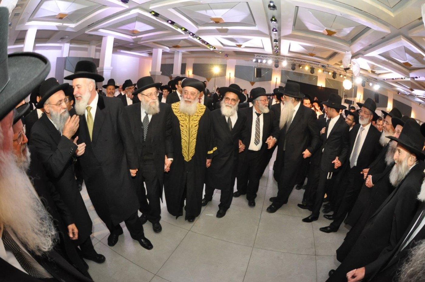 שמחת חתונת נכדת הראשל"צ ורבה של ירושלים הגר"ש עמאר
