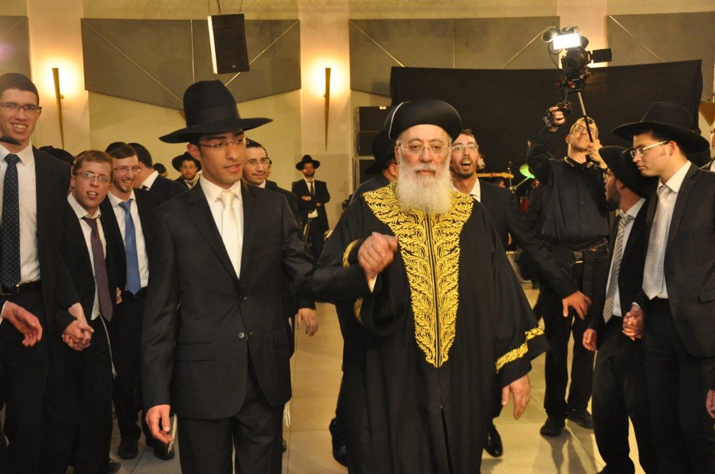 שמחת חתונת נכדת הראשל"צ ורבה של ירושלים הגר"ש עמאר