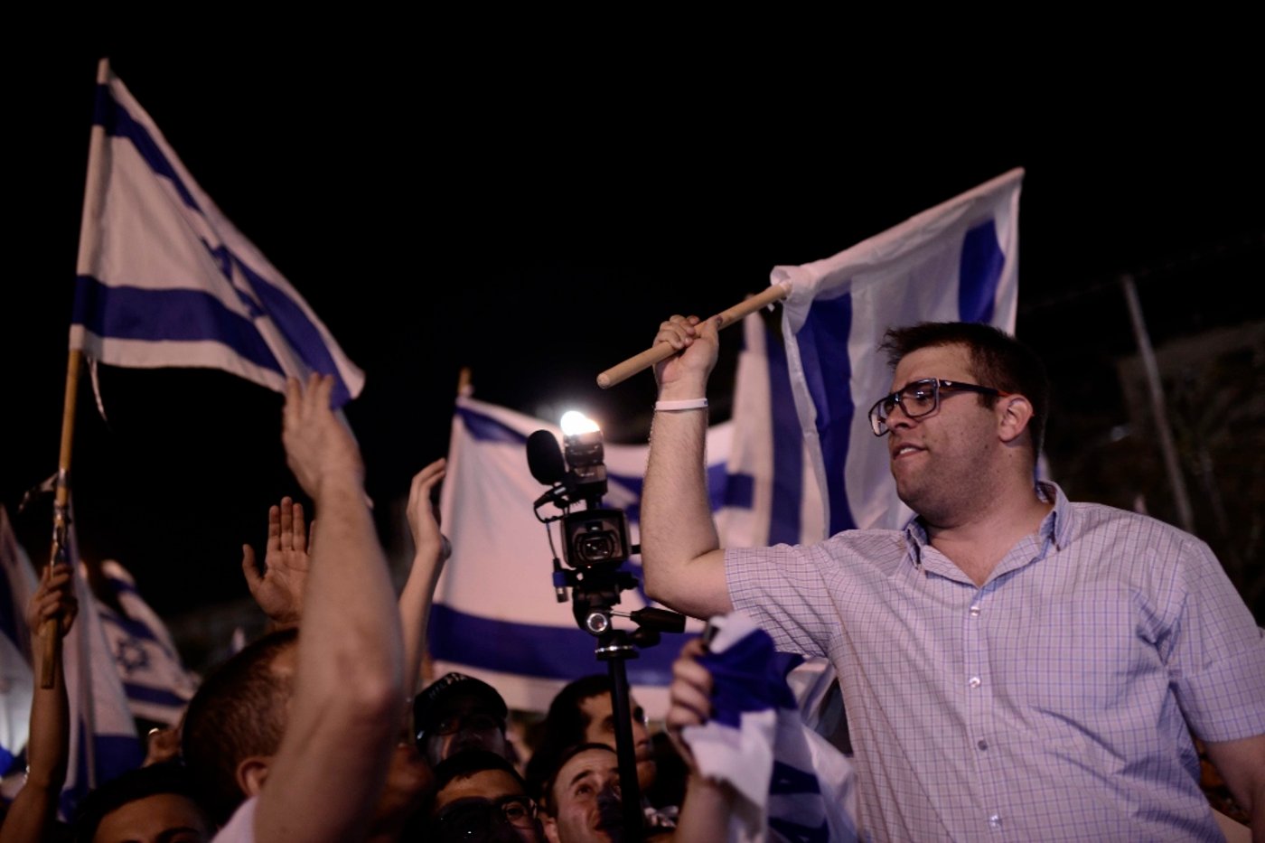 צפו: אלפים השתתפו בעצרת התמיכה בחייל אלאור אזריה