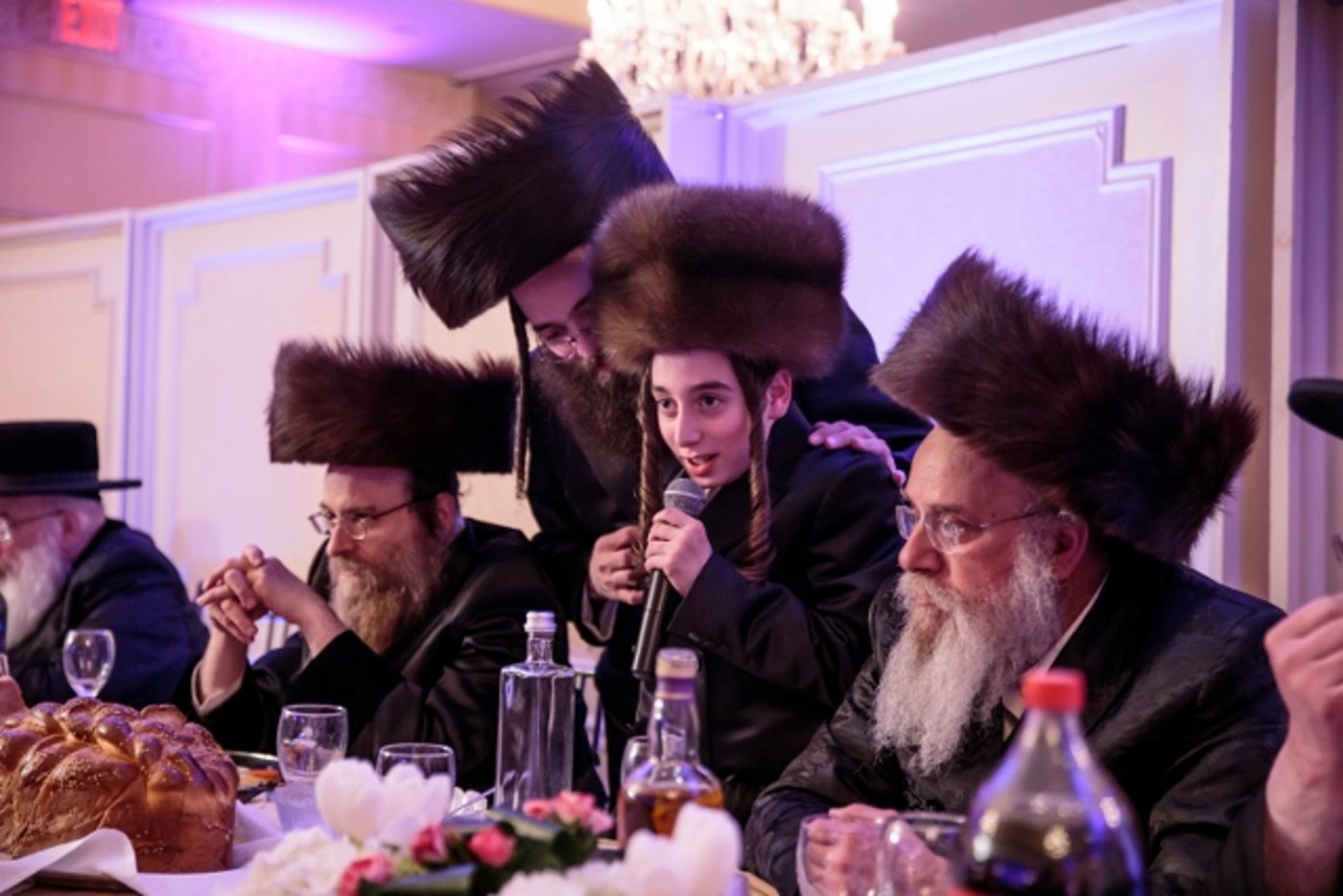 בר מצווה לנכד האדמו"ר מקאסוב • גלריה
