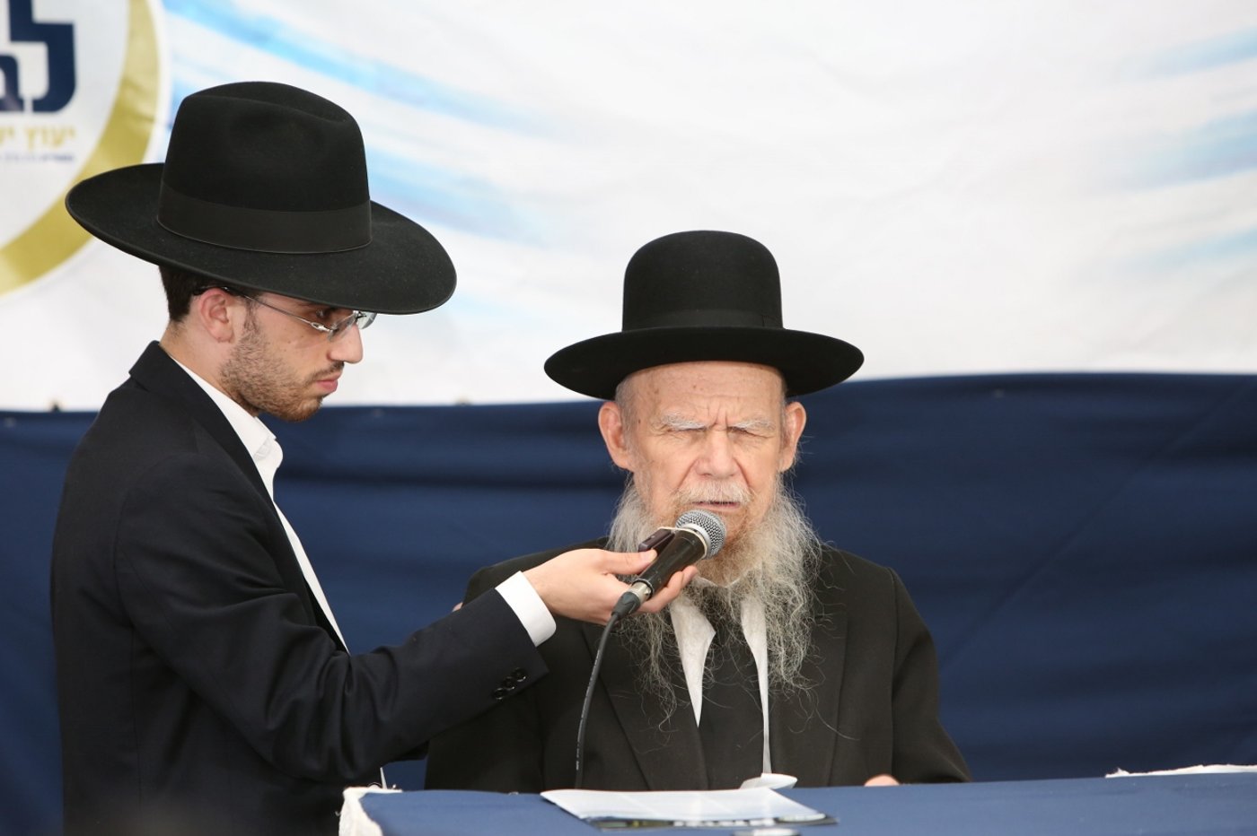 רבי גרשון אדלשטיין: "יש יצר הרע לדעת נייעס, אפשר להיגמל"